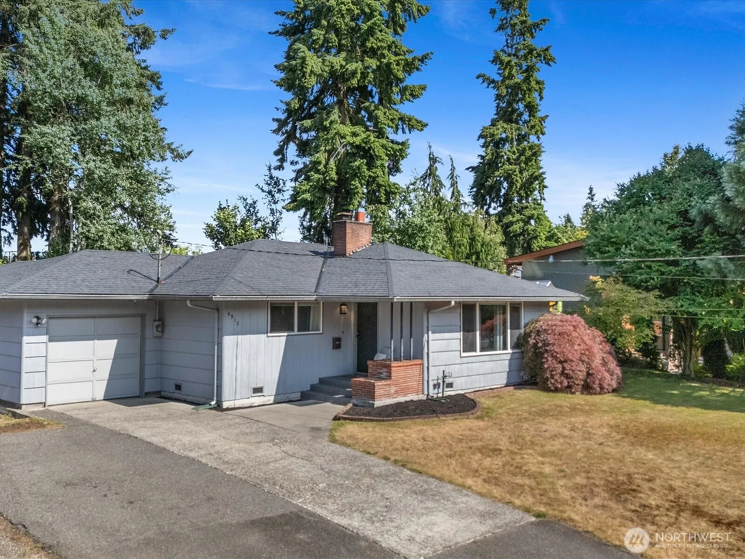 4913 W View Drive photo 1