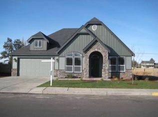 2873 SW 50th St, Redmond, OR 97756