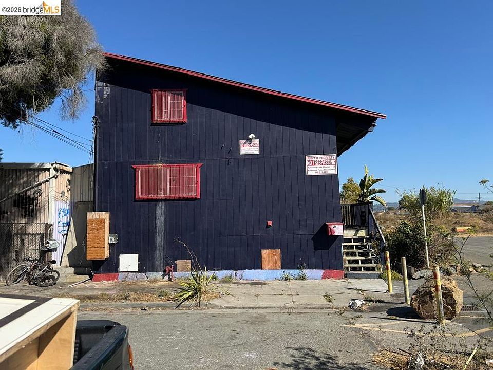 1st image of 4 18th St