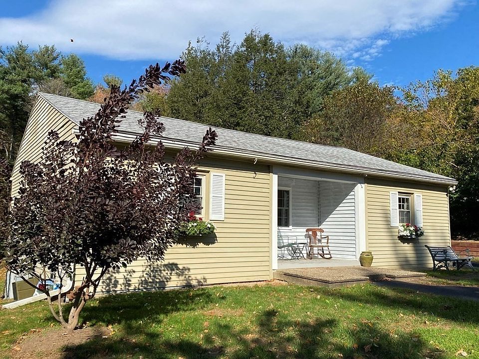 39 Highland St, Ware, MA 01082 Zillow