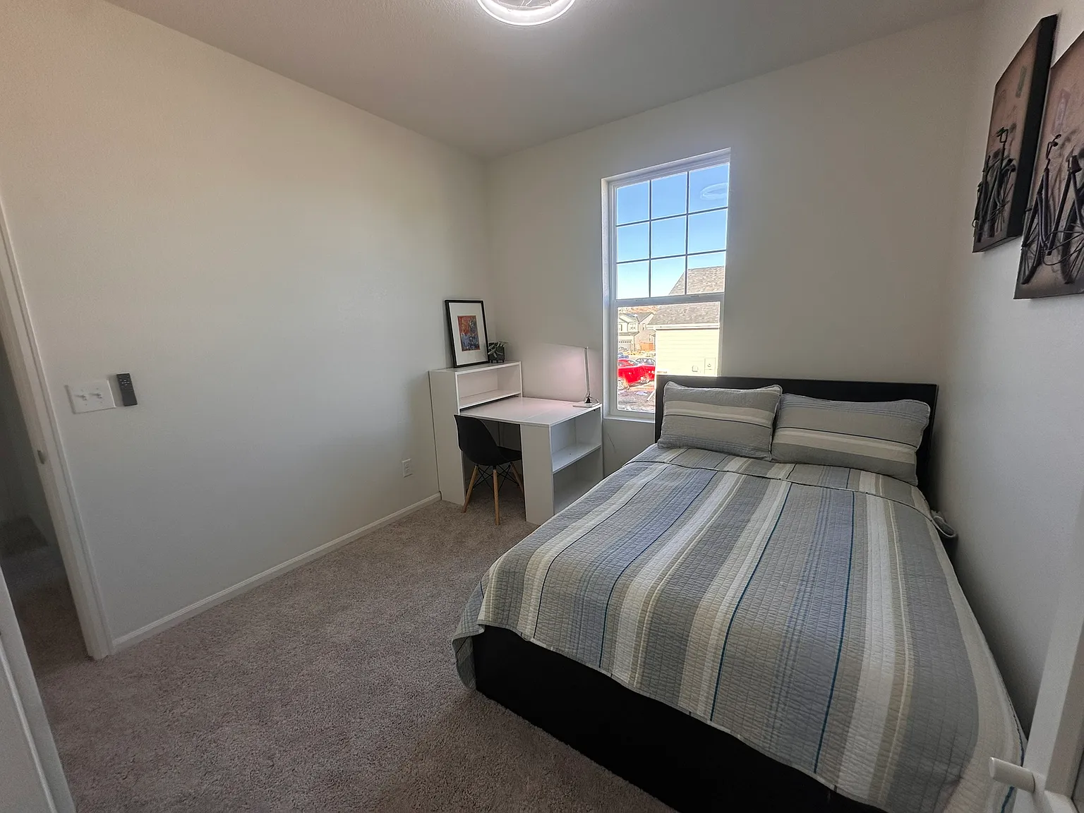 3 bed, 3438 sqft, $1,100 — Photo 2