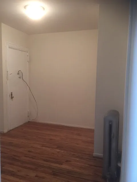 183 Thompson Street — Photo 2