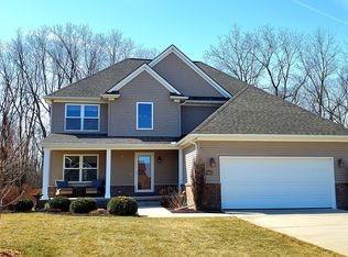 8462 Jack Pine Cir, Ypsilanti, MI 48197