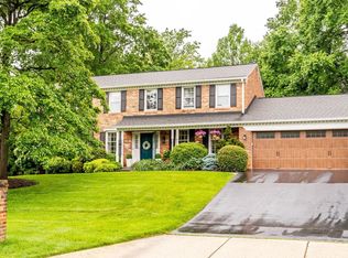 9908 Hall Rd, Potomac, MD 20854