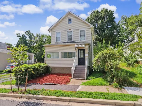 3107 Upshur St, Mount Rainier, MD 20712