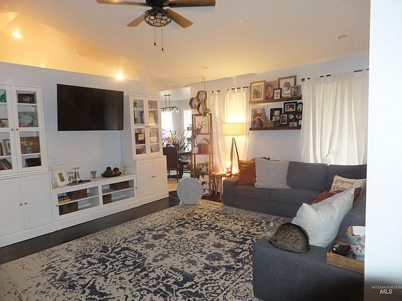 2nd image of 1590 Peregrine Dr
