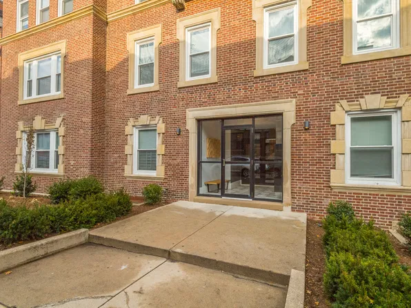 35 South St APT 2, Boston, MA 02135