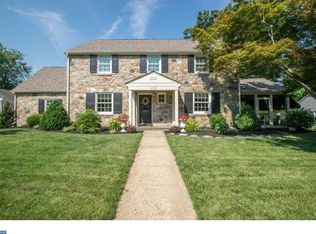 112 Somerset Rd, Talleyville, DE 19803