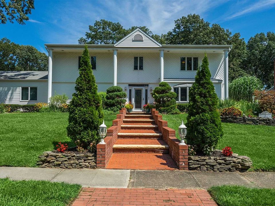 1st image of 7 Kristi Ln
