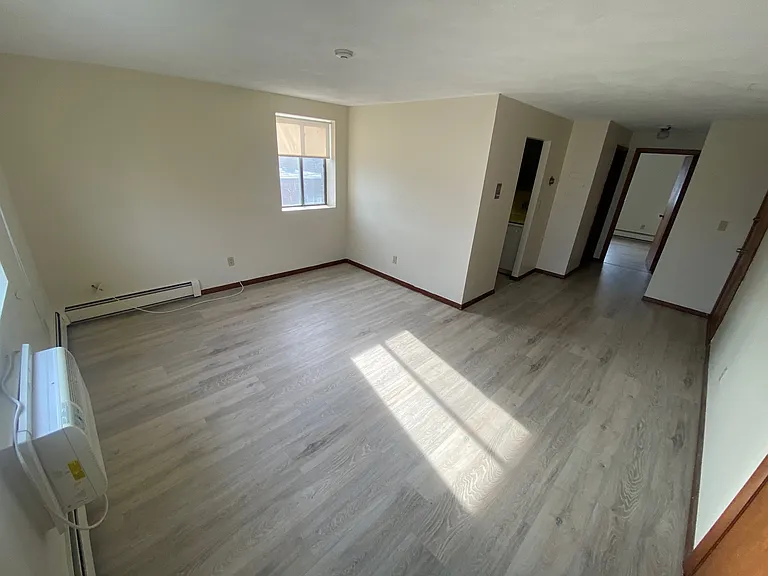 765 Somerville Ave — Photo 8