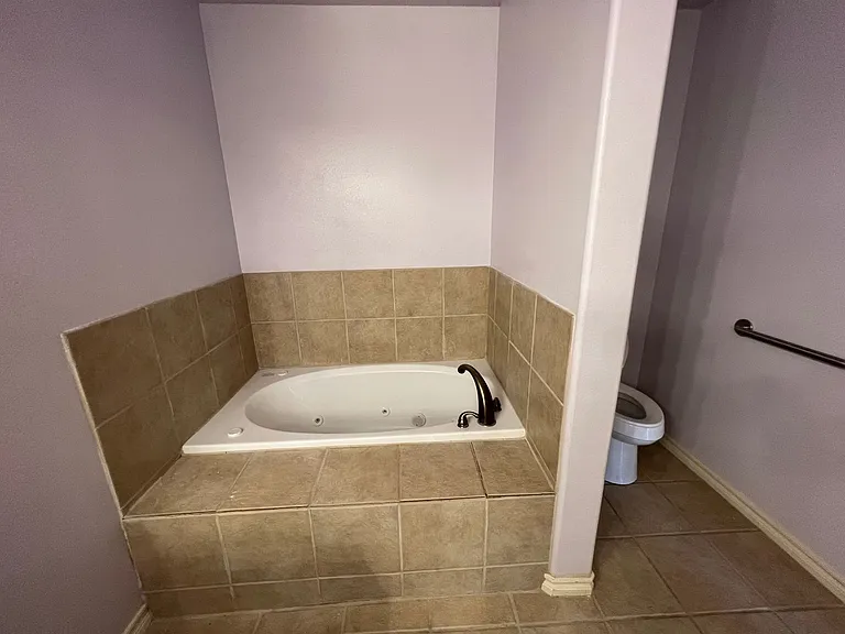 4031 Briar Ln — Photo 10