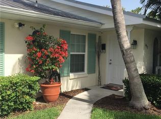 1953 Robalo Dr, Vero Beach, FL 32960