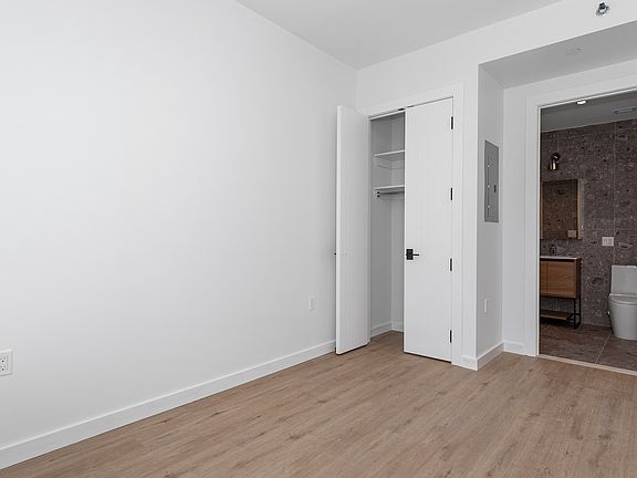 5th image of 101 Bruckner Blvd #5B