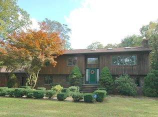 23 Sawmill Rd, Stockholm, NJ 07460