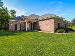 1313 Oak Ridge Rd, Vicksburg, MS 39183