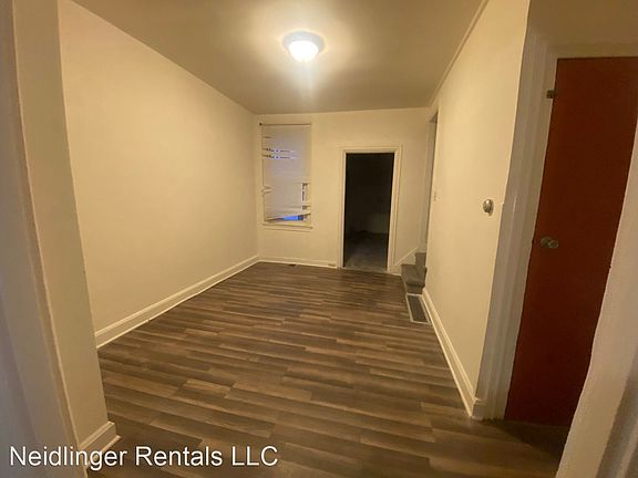 2nd image of 141 E Pomfret St