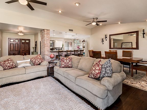 410 E Mesa Vista Ln  MLS12