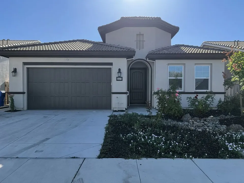 2557 Orinoco Pl