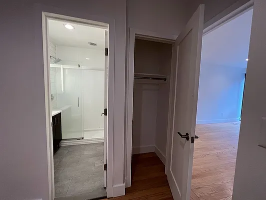 Rented by Mossanen Group | media 8