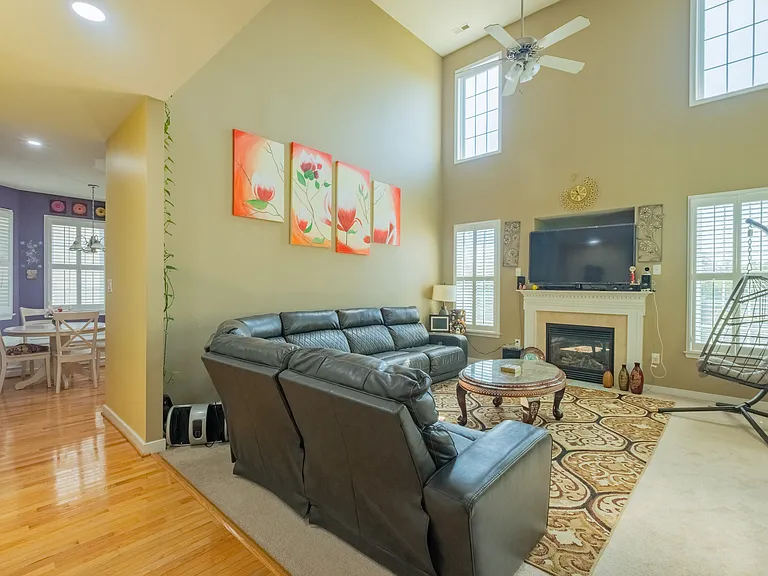 4937 Willows Green Ln — Photo 30