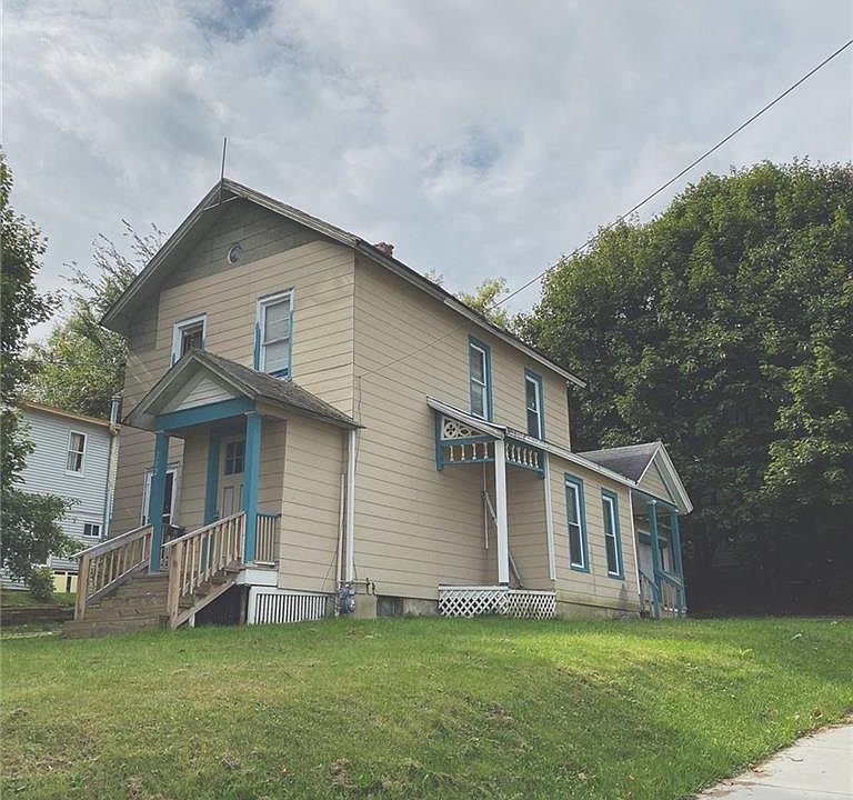 1st image of 202 Hazzard St