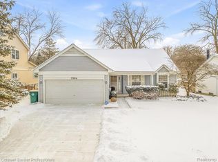 7984 Lake Crest Dr, Ypsilanti, MI