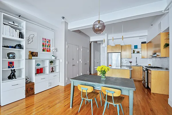 Sold by Compass | media 2