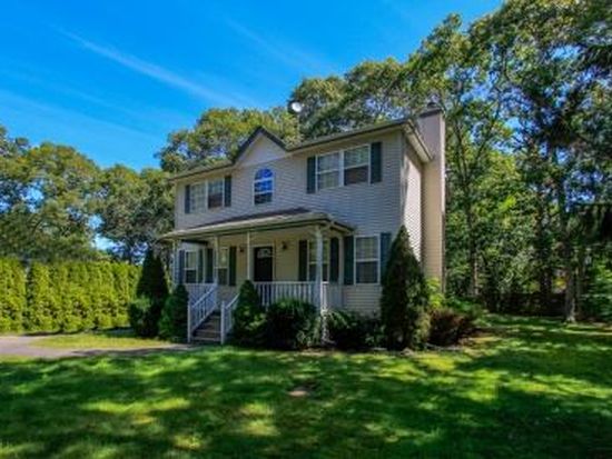 15 Hampton Bays Dr Hampton Bays Ny 11946 Zillow