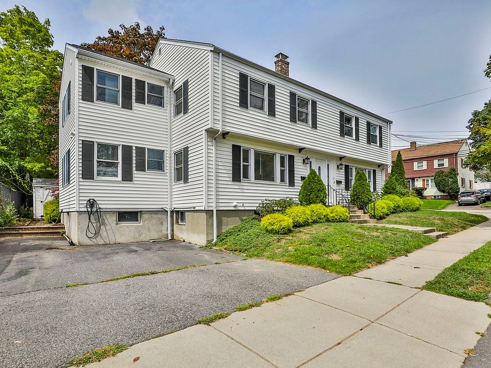 1st image of 10 Rose Ave #10