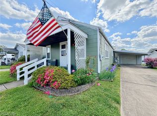 805 Pomeroy Pike, Belpre, OH 45714