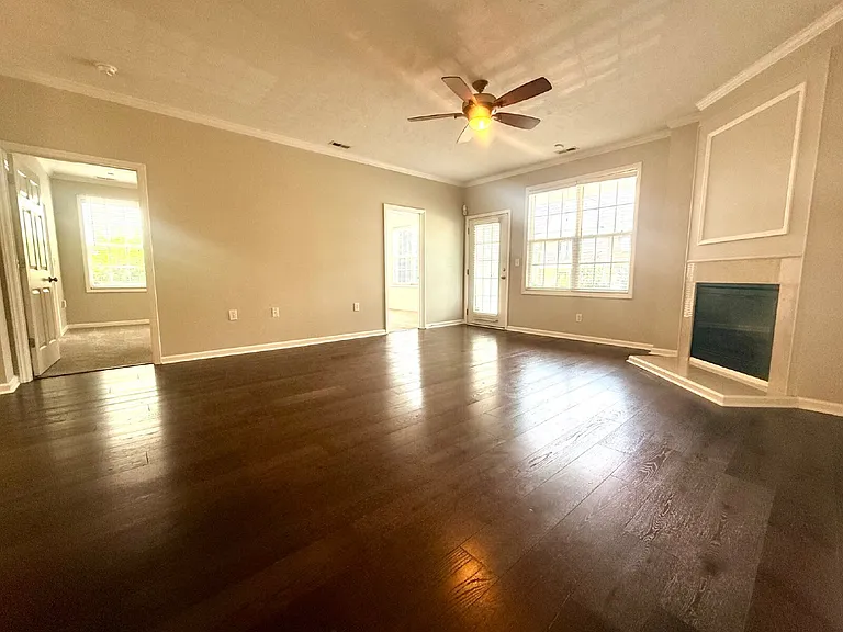 3109 Wisteria Ln #103 — Photo 4