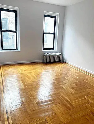 Rented by Waverly Realty Associates | media 3