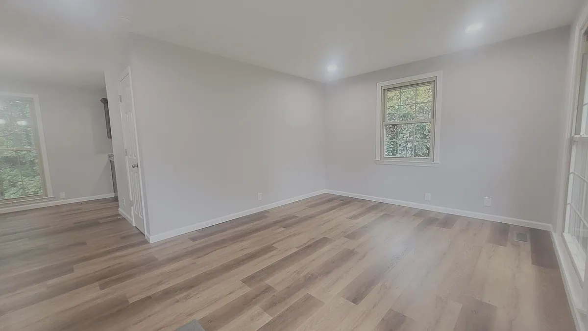 Building Photo - 910 Rexdale Dr