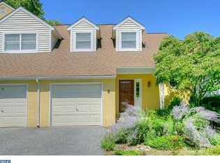 2 Hunters Run, Newtown Square, PA 19073