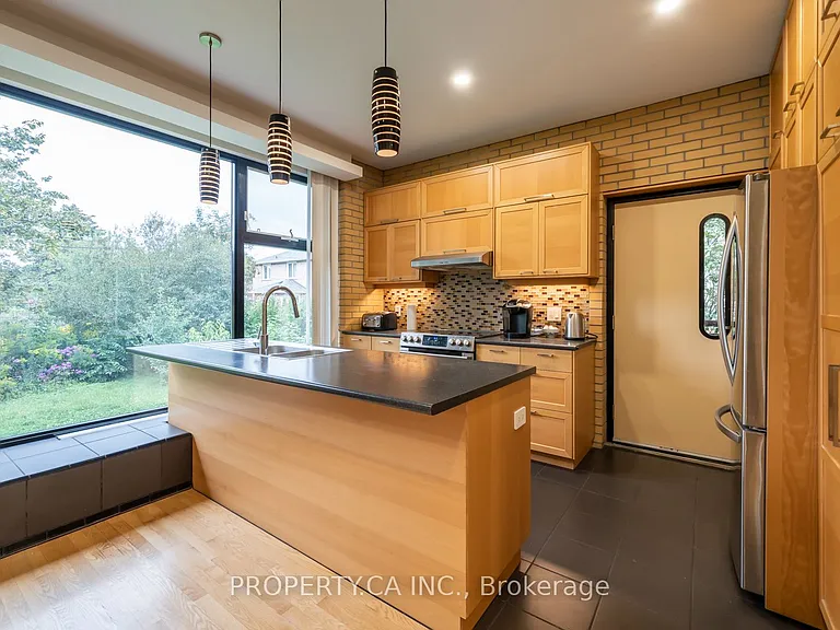 779 Willowdale Ave #MAIN — Photo 3