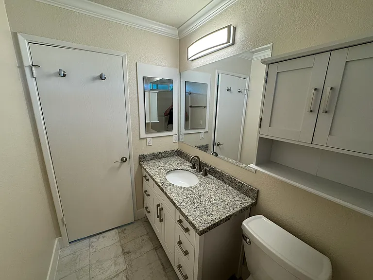 383 N M St #2 — Photo 6