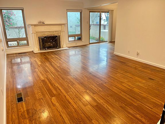 2nd image of 120 Carlton Ave Unit 21