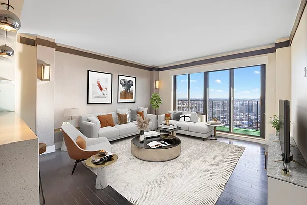 Sold by Modern Spaces | media 6