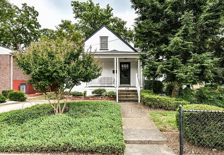 419 S Barton St — Photo 37