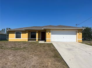 3002 24th St SW, Lehigh Acres, FL 33976