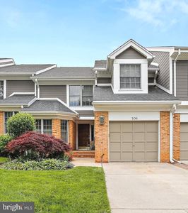 106 River Oaks Cir, Baltimore, MD, 21208