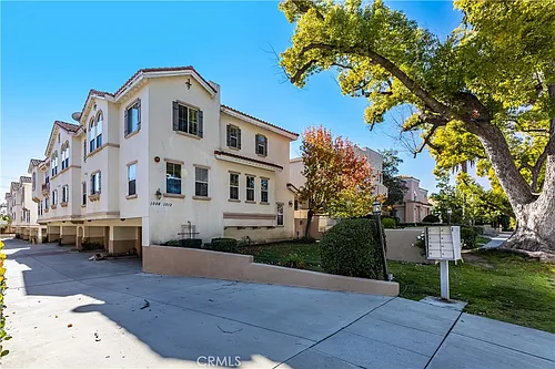 1008 Arcadia Ave Photo 1