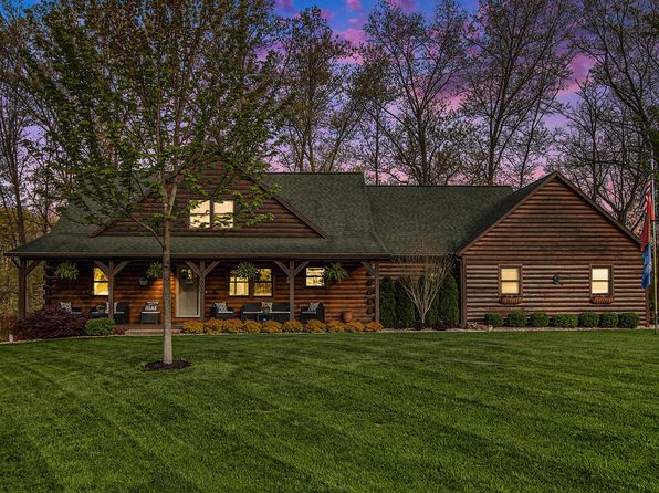 15802 Farmstead Ln, Three Rivers, MI 49093