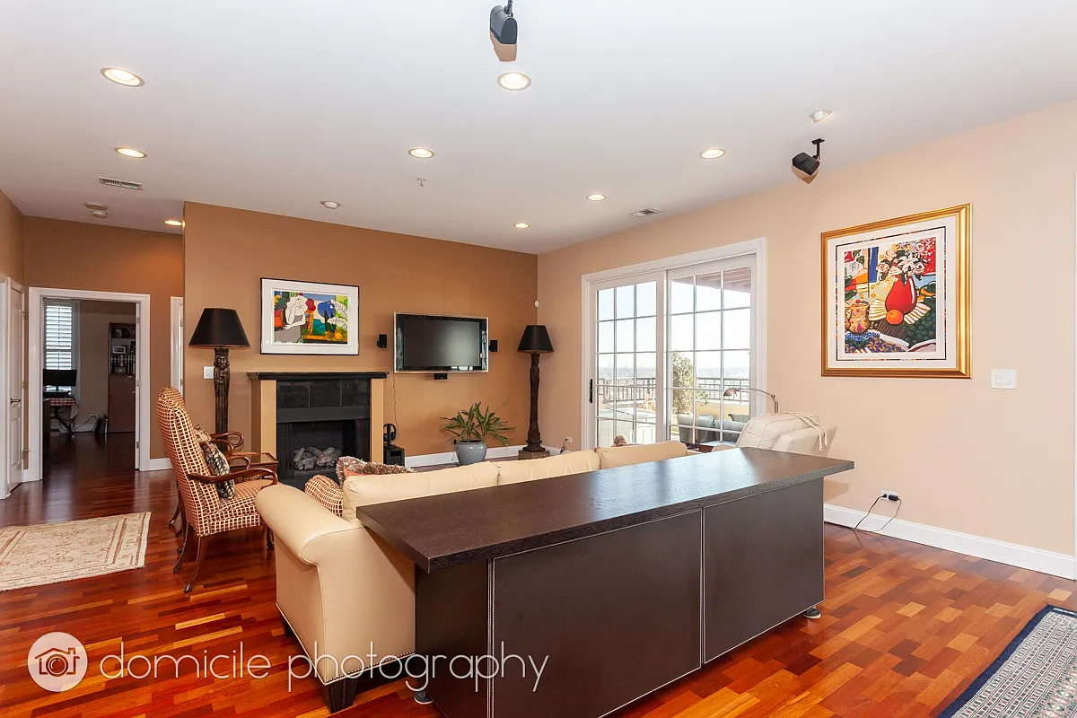 3 bed, 2928 sqft, $4,500 — Photo 2