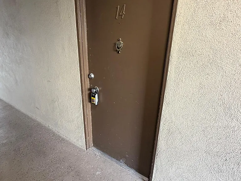 4717 Willis Ave — Photo 18