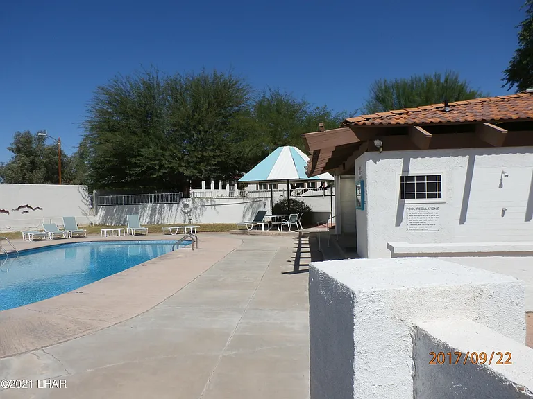 1720 Los Lagos Dr #B — Photo 22