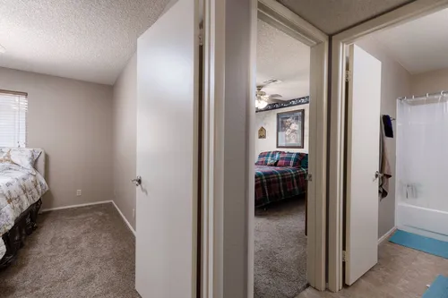 425 Mesa Blvd #201 Photo 1