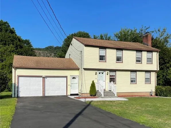 1769 Litchfield Turnpike, Woodbridge, CT 06525