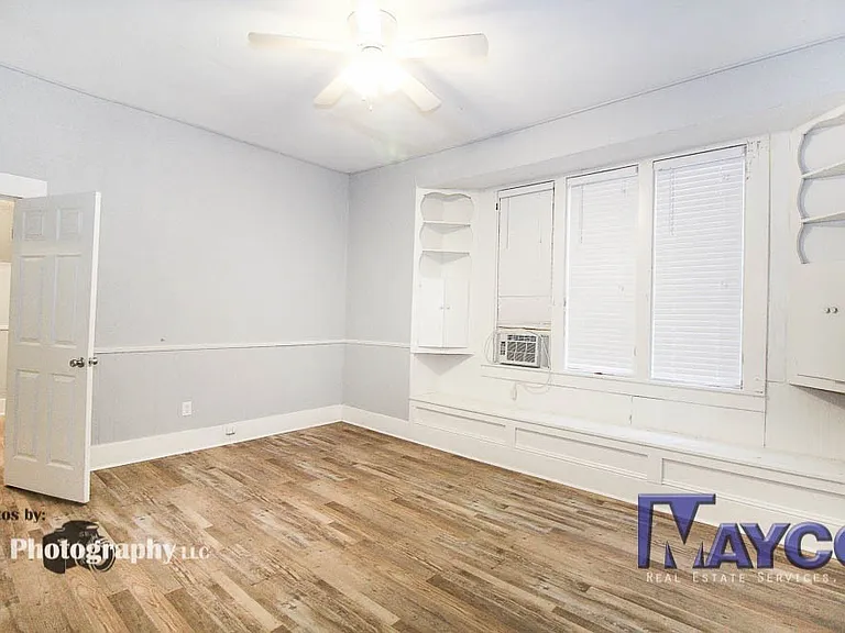 2413 Creswell Ave — Photo 5