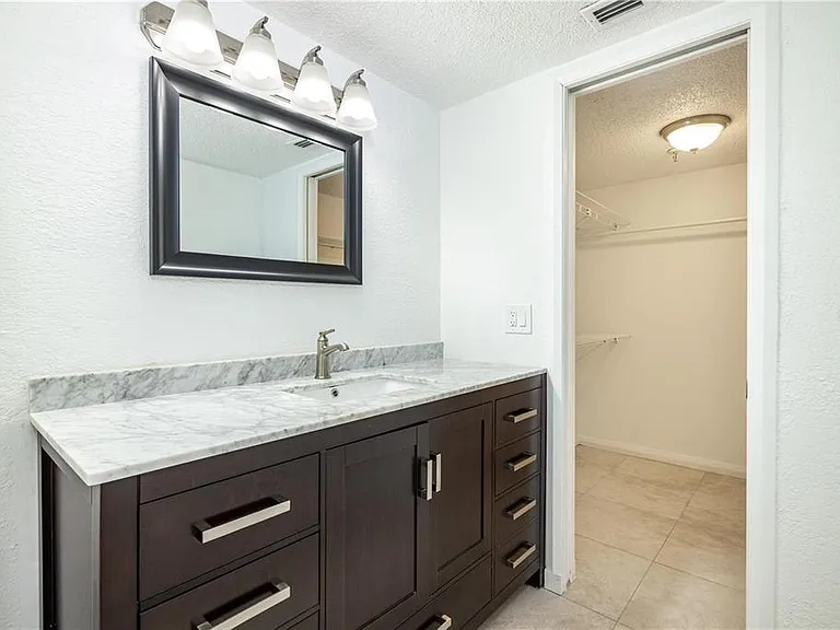 5950 Pelican Bay Plz S #204 — Photo 18